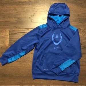 Nike thermafit hoodie for girls